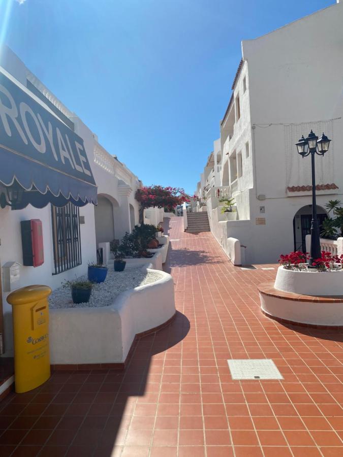 Los Cristianos Port Royal New Aparthotel ภายนอก รูปภาพ