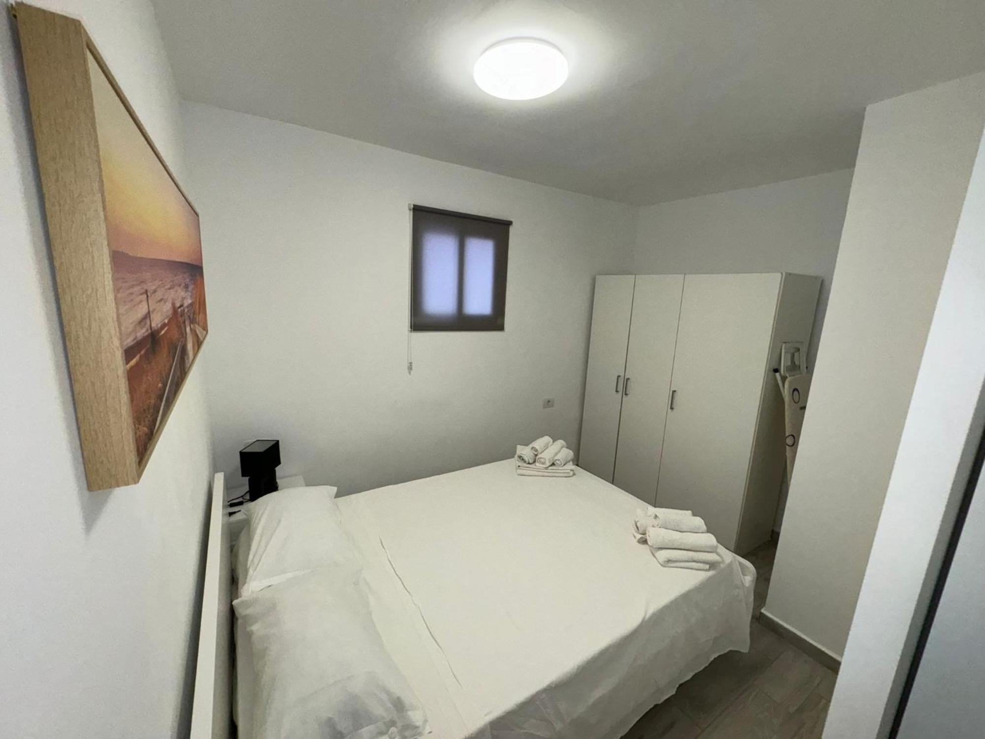 Los Cristianos Port Royal New Aparthotel ภายนอก รูปภาพ